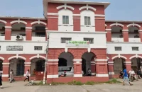 আদালতের সম্মুখে ২ জনকে গুলি করে হত্যা