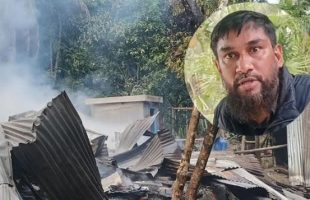 পিরোজপুরে বাবার সামনে বসতঘরে আগুন জ্বালিয়ে দিলেন ছেলে