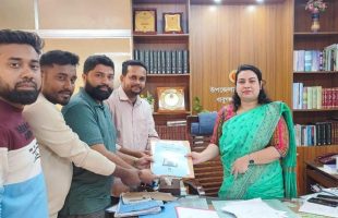 বরিশাল-৩ আসনে মনোনয়নপত্র সংগ্রহ করলেন এবি পার্টির ব্যারিস্টার ফুয়াদ