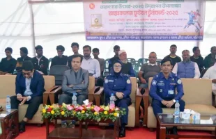 বরিশালে আন্ত:কলেজ ফুটবল টুর্নামেন্ট শুরু