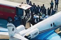 সিঙ্গাপুরে অবতরণ করেছে হাদিকে বহনকারী এয়ার অ্যাম্বুলেন্স