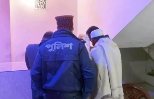 কুয়াকাটার আবাসিক হোটেল থেকে নারী পর্যটকের ঝুলন্ত মরদেহ উদ্ধার