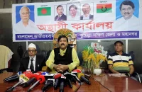 ‘আবেগে পইড়া নমিনেশন কিনছি, এইডা আমার ঠিক হইছে না’