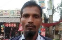 চরমোনাইতে পুলিশকে ম্যানেজ করে প্রকাশ্যে ঘুরছে হত্যা মামলার আসামীরা!