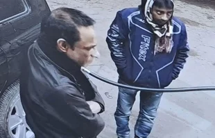 জ্বালানির টাকা না দিয়ে পালানোর সময় গাড়িচাপা দিয়ে পাম্পকর্মীকে হত্যা, যুবদল নেতাসহ আটক ২