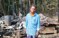 লালমোহনে ভাঙারি মালামালের গুদামে অগ্নিকাণ্ডে ৭ লাখ টাকার ক্ষতি