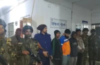 মির্জাগঞ্জে যৌথ বাহিনীর অভিযানে ইয়াবাসহ ৪ কিশোর গ্রেপ্তার