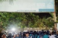 বরিশালে চাঁদাবাজির অভিযোগে দুই সমন্বয়ককে পুলিশের দিল বিচারক!