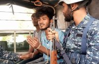 পাথরঘাটায় কিশোর গ্যাংয়ের ২ সদস্য আটক, এক মাসের কারাদণ্ড