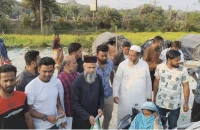 বরিশালে ‎তরুণদের মহৎ উদ্যোগে হাসি ফুটল বেদে পল্লীতে