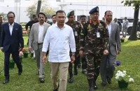 প্রথমবার প্রধানমন্ত্রীর কার্যালয়ে তারেক রহমান