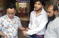 বরিশালে প্রেমিকার চোখের লেন্স পাল্টে না দেয়ায় দোকানীর ওপর হা’ম’লার চেষ্টা, যুবক আটক