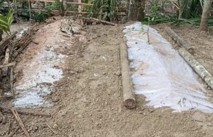 ছেলে সোহেলের কবরের পাশেই শায়িত হলেন বাবা মিরাজ ফকির