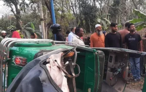 বরিশালে পিকআপ সিএনজি সংঘর্ষে দুজন নিহত, আহত তিন