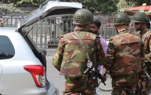 তেলের প্রধান ডিপোগুলোতে সেনা মোতায়েনের নির্দেশ