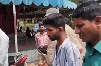 বরিশালে ব্যবসায়ীকে খেলনা পিস্তলের ছবি পাঠিয়ে চাঁদা দাবি, যুবক গ্রেপ্তার