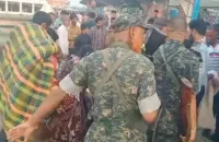 পটুয়াখালীতে ৫ লঞ্চ থেকে শতাধিক তোশক জব্দ