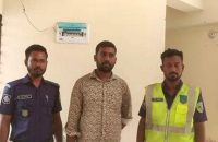 বরিশালে চেকপোস্টে পুলিশ পরিচয় দিয়ে ধরা পিকআপ চালক