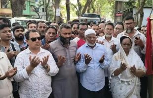 ১৭ বছরের জঞ্জাল সরাতে সময় দরকার : বিসিসি প্রশাসক