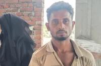 বরিশালে প্রেমিককে মারধর করে প্রেমিকাকে ছিনিয়ে নিয়ে ধর্ষণচেষ্টা