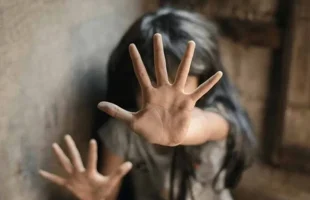 ভোলায় ১২ বছরের শিশুকে সংঘবদ্ধ ধর্ষণের চেষ্টা, গুরুতর অবস্থায় হাসপাতালে ভর্তি