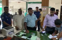 পিরোজপুরে অনুমোদনহীন হাসপাতাল সিলগালা