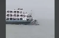 বরিশালে যাত্র‍ীবাহী লঞ্চের ধাক্কায় বালুবোঝাই বলগেট ডুবি