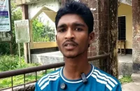 পিতৃত্বের স্বীকৃতি পেতে দ্বারে দ্বারে ঘুরছেন নাহিদ