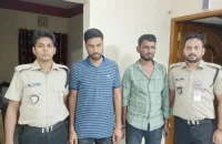 কুয়াকাটায় শ্রমিকদল নেতাসহ আটক ২