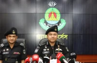 দেশজুড়ে চাঁদাবাজদের নিরপেক্ষ তালিকা করছে র‍্যাব, দ্রুতই অভিযান