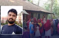 বরিশালে সাপে কাটা যুবকের মরদেহে দিনভর ঝাড়ফুঁক, জীবিত করার চেষ্টা