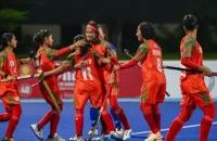 হকিতে নিজেদের অভিষেক সিঙ্গাপুরকে ৩-১ গোলে হারিয়ে ফাইনালে বাংলাদেশ