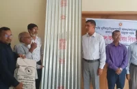 পটুয়াখালীতে কালবৈশাখীর তাণ্ডবে বিধ্বস্ত জনজীবন ,ক্ষতিগ্রস্তদের পাশে প্রশাসন