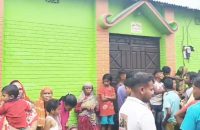 বরিশালে খাবারের লোভ দেখিয়ে ৬ বছরের শিশুকে যৌন হয়রানি, অভিযুক্তকে গণপিটুনি
