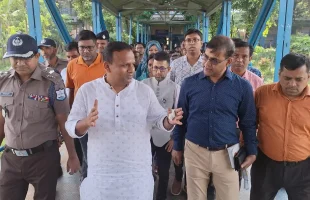 ঈদযাত্রায় অতিরিক্ত ভাড়া নিলে ব্যবস্থা: নৌপরিবহন প্রতিমন্ত্রী