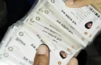 টিসিবির চাল ও ফ্যামিলি কার্ডসহ জনতার হাতে জামায়াত নেতা আটক