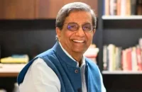 প্রথম আলোর সম্পাদকসহ তিন সাংবাদিকের বিরুদ্ধে মানহানির মামলা