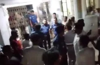বরিশালে থানায় ঢুকে আসামিকে মারধর
