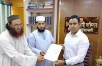 রাজস্ব খাতে স্থানান্তরের দাবিতে মির্জাগঞ্জে ‘মউশিক’ শিক্ষকদের স্মারকলিপি ও সংবাদ সম্মেলন