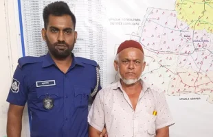 আগৈলঝাড়ায় আ. লীগ নেতা ইউনুস গ্রেপ্তার