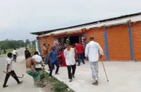 জমি বিরোধে বাকেরগঞ্জে নারীসহ ৪ জনকে কুপিয়ে ও পিটিয়ে জখম