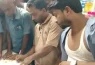 বরিশালে ‘চাঁদা দাবির’ অভিযোগে বিএনপির দুই নেতাকে গণপিটুনি