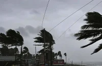 বরিশালসহ ২০ অঞ্চলে ঝড়োহাওয়ার পূর্বাভাস, নদীবন্দরে ১ নম্বর সতর্কতা