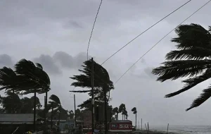 বরিশালসহ ২০ অঞ্চলে ঝড়োহাওয়ার পূর্বাভাস, নদীবন্দরে ১ নম্বর সতর্কতা