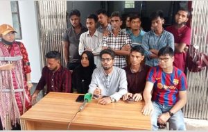 বরিশালে নতুন সিভিল সার্জনের যোগদান ইস্যু নিয়ে উত্তেজনা, ২৪ ঘণ্টার আল্টিমেটাম