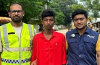 বরিশালে থানায় হামলা ও ভাঙচুর মামলার আসামি যশোর থেকে আটক