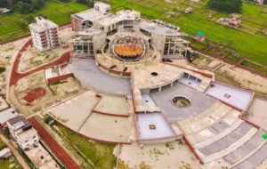 বিদ্যুৎ সংযোগ ছাড়াই বরিশাল নভোথিয়েটারের ১৩ কোটি টাকা বিল তুলে নিল ঠিকাদার