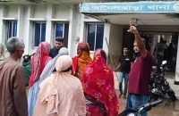 বরিশালে আটক যুবককে হ’ত্যার গুজবে থানায় হা’ম’লা, ৫ পুলিশ সদস্য আ’হ’ত