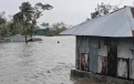 স্লুইসগেট অকেজো, টানা বর্ষণে পানির নিচে মনপুরা