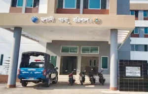 পুলিশের কাছ থেকে আওয়ামী লীগ কর্মীকে ছিনতাই, হ্যান্ডকাপ উদ্ধার